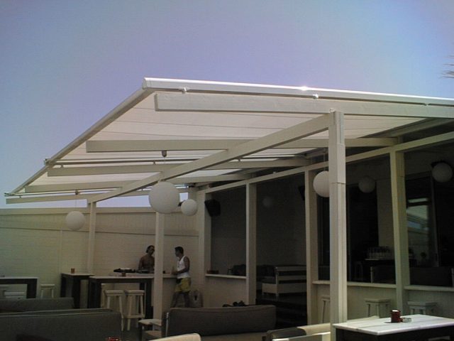 EINZIEHBARES PERGOLA SYSTEM