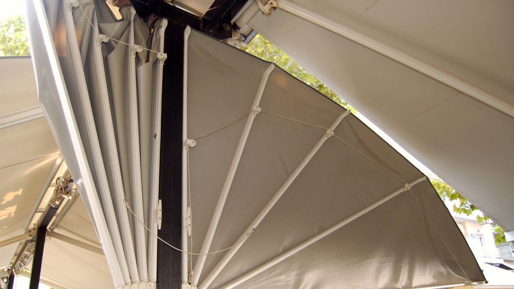 BASKET AWNING – CURVED AWNING